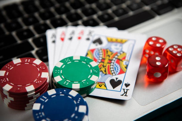 larisbet303 slot live-dealer studio with professional dealers and multi-camera setup